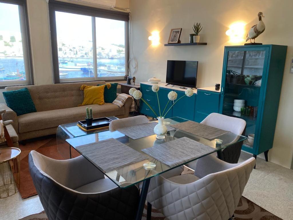 A Sea View Maisonette Right On The Waters Edge. Apartment St. Paul's Bay Luaran gambar